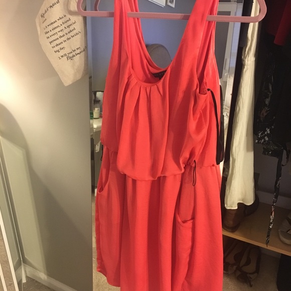 Dresses.!!!! - Picture 4 of 8